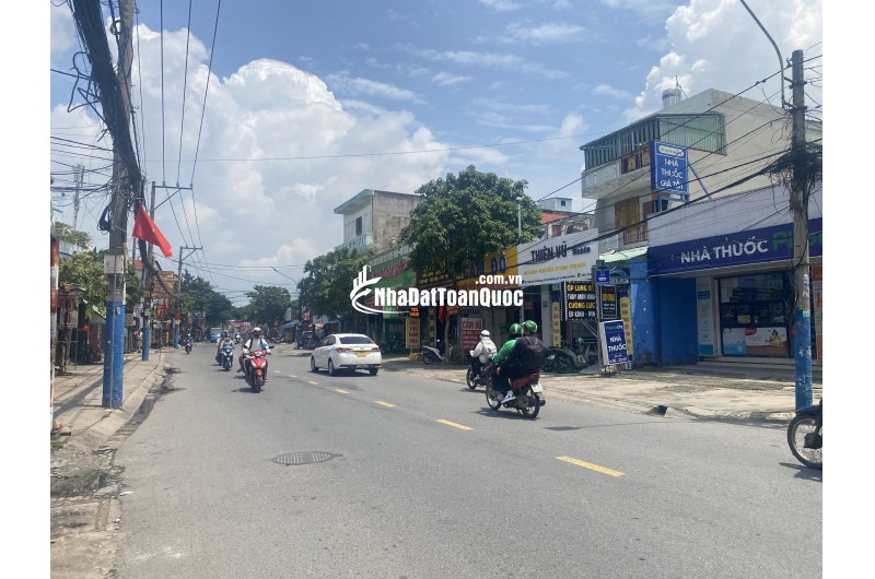 BĐS rộng đẹp, dòng tiền ~4% (300 triệu/năm) (20 p.Trọ + 2 Kiot) 225m2, 1 xẹt NTPhương, An Bình, 1p vô Thủ Đức